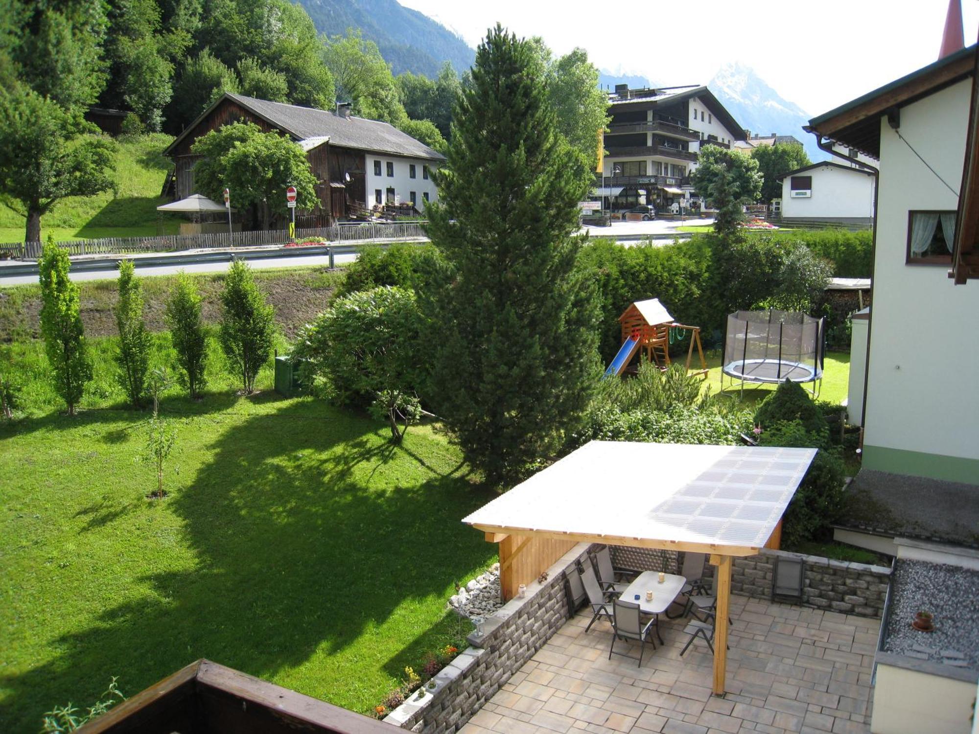 Готель Haus Birgit Петтной-ам-Арльберг Екстер'єр фото